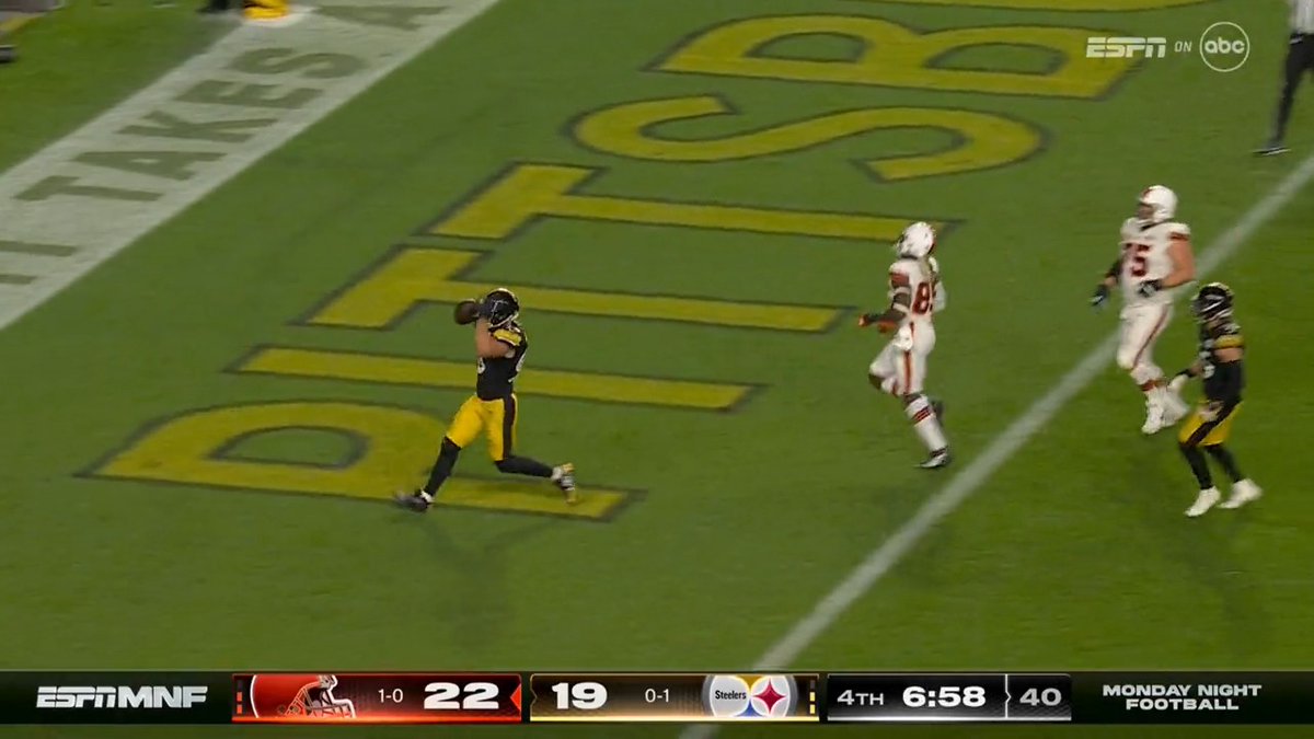 OMG 🤯😱 📲: Stream on NFL+