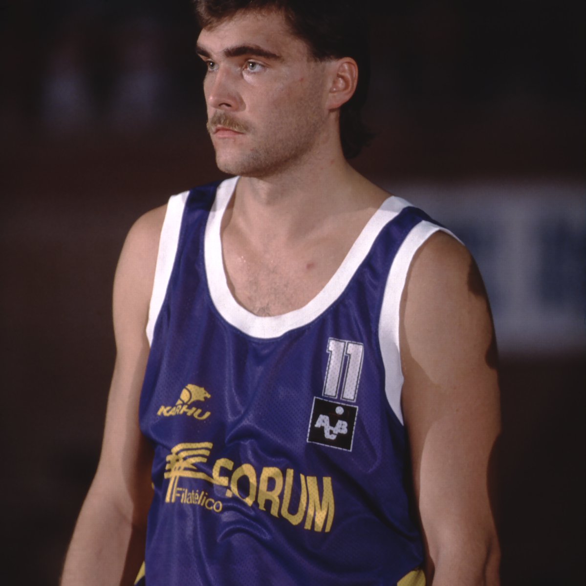 🌟 Se cumplen 34 años del debut de 𝐀𝐫𝐯𝐲𝐝𝐚𝐬 𝐒𝐚𝐛𝐨𝐧𝐢𝐬 en el baloncesto español 🇱🇹 ¡Así disfrutaban en Valladolid de Sabas!