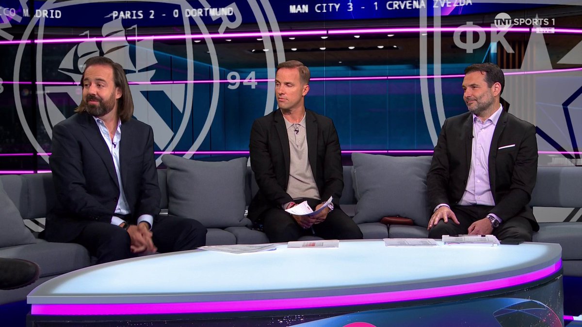 "He is at the heart of everything!" 🙌 James Horncastle OSI, Julien Laurens and Raphael Honigstein💙 discuss the brilliance of Man City's Rodri! 🤩 🎙️ james richardson