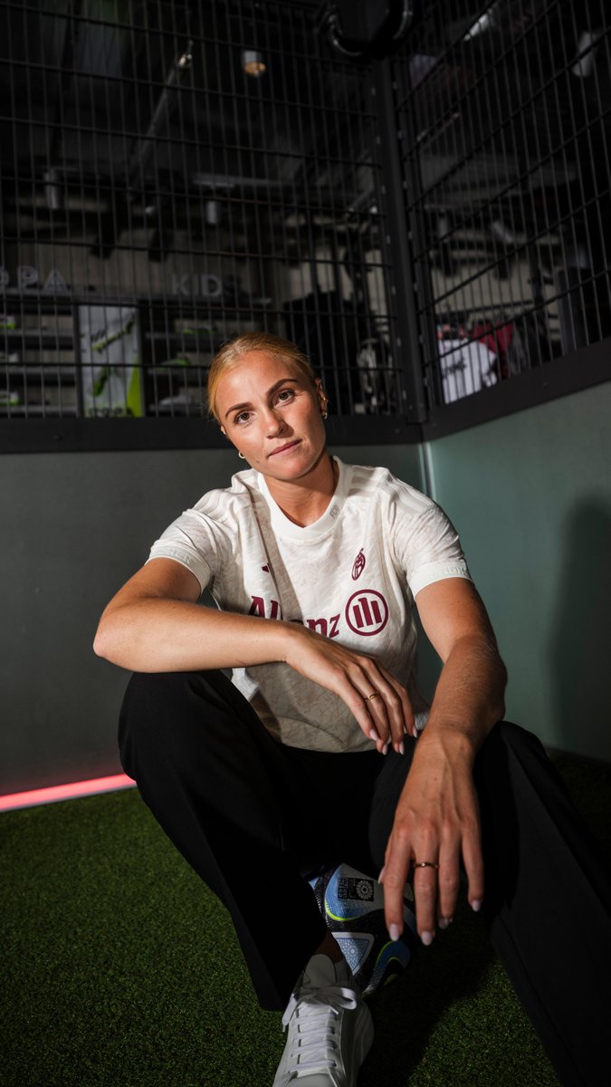 2⃣0⃣2⃣6⃣! Kapitänin Viggósdóttir verlängert beim #FCBayern: #MiaSanMia Glódís Perla Viggósdóttir ✍️