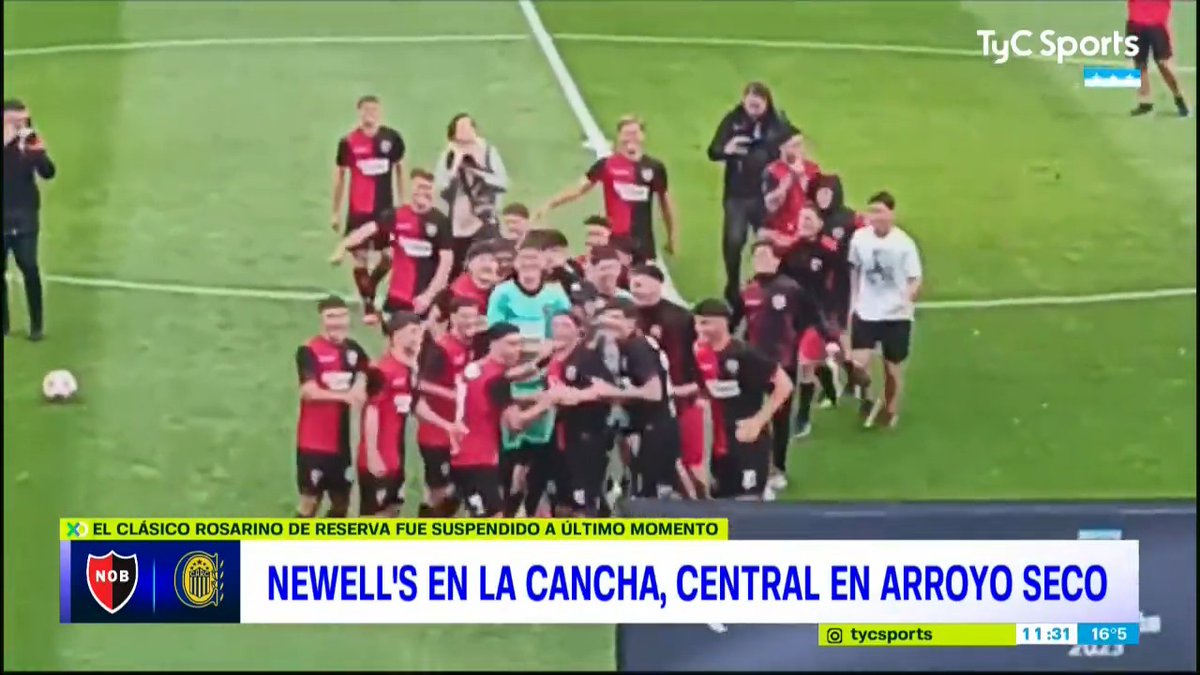 ESCÁNDALO EN EL CLÁSICO DE RESERVA: NEWELL´S EN LA CANCHA, CENTRAL EN ARROYO SECO El plantel del Canalla decidió no jugar el partido ante la presencia de hinchas locales en el Coloso del Parque y los jugadores de la Lepra salieron a festejar.