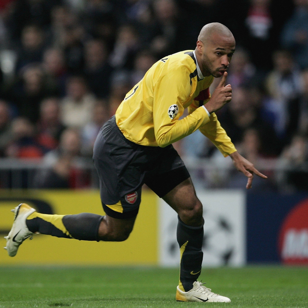 💬 "It's Thierry Henry... He's scored! He's scored for Arsenal in the Bernabeu!" Where does this goal rank in our top 20 UEFA Champions League moments, Gooners? 👇