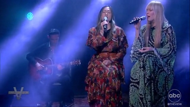.Natasha Bedingfield and MILCK perform their powerful new song, 'Your Child My Child,' on #TheView.