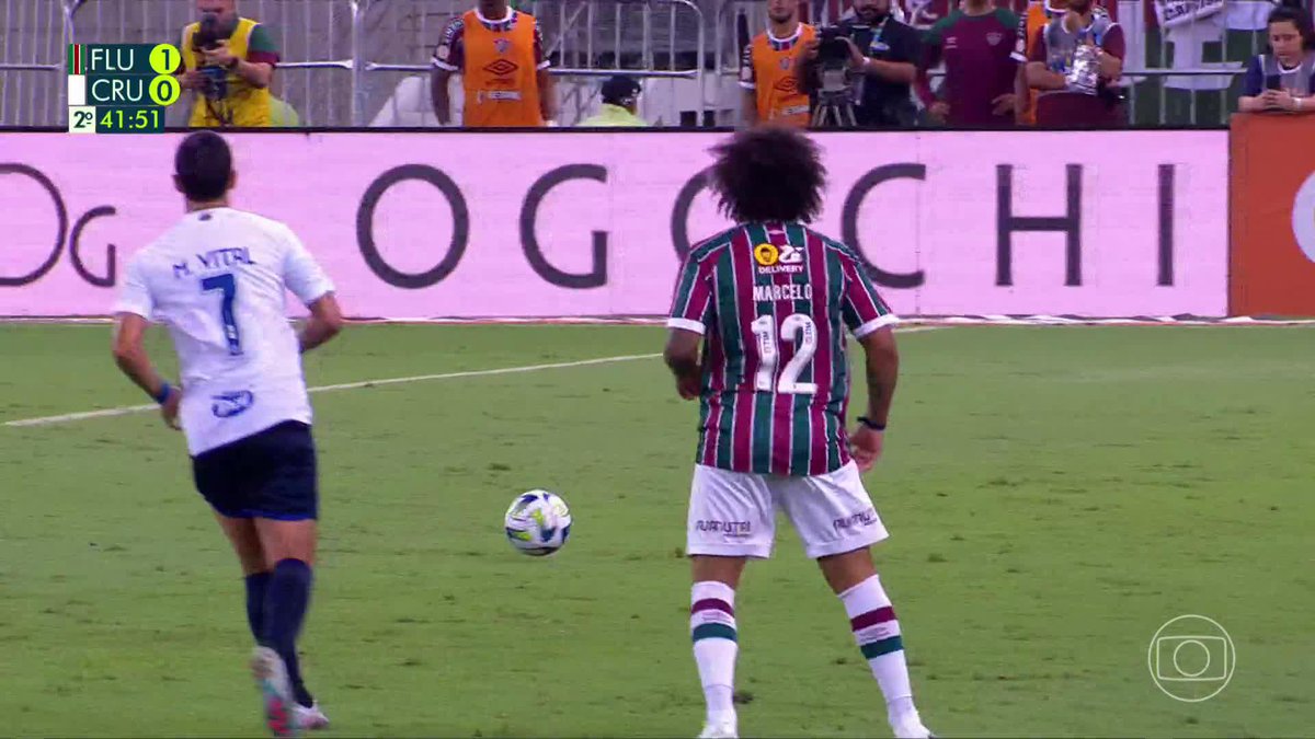 Marcelo juega para los que saben de fútbol. 🇧🇷🚬