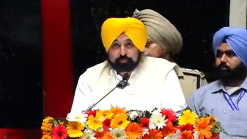 ਅੱਜ ਦੀ National-E ਵਿਧਾਨ ਦੀ ਵਰਕਸ਼ਾਪ ਬਹੁਤ ਹੀ ਇਤਿਹਾਸਿਕ ਹੈ…ਪੰਜਾਬ ਦੀ ਵਿਧਾਨ ਸਭਾ ਅੱਜ ਸਮੇਂ ਦੀ ਹਾਣੀ ਬਣ ਗਈ ਹੈ…ਬਹੁਤ ਸਾਰੀਆਂ ਐਪਲੀਕੇਸ਼ਨ ਨੇ ਜੋ ਪੂਰੇ ਦੇਸ਼ ‘ਚ ਪਹਿਲੀ ਵਾਰ ਸਿਰਫ਼ ਪੰਜਾਬ ਵਿਧਾਨ ਸਭਾ ‘ਚ ਵਰਤੀਆਂ ਜਾ ਰਹੀਆਂ ਨੇ