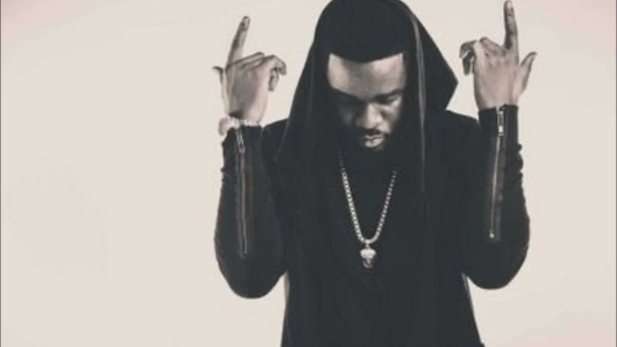 Throwback Thursday: “The nation is full of surprises.” – Sarkodie 2014. #OccupyJulorbiHouse