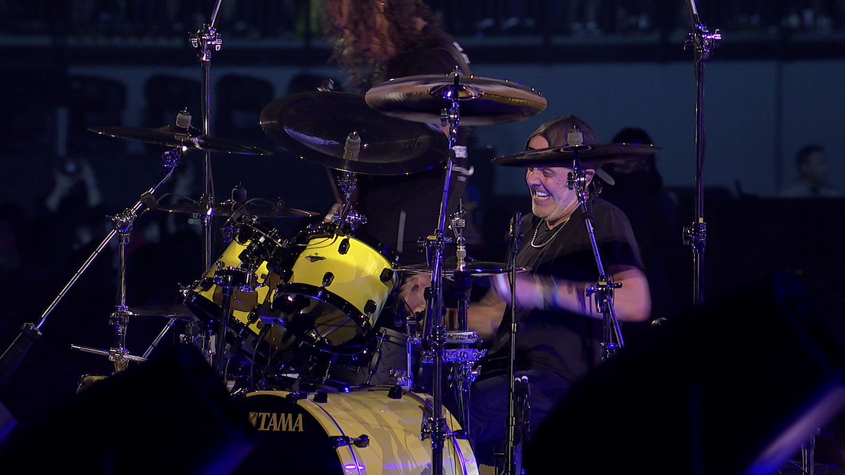 "I was me, but now he’s gone…" Watch the Full Video ⚡ #M72 #M72Phoenix #MetOnTour
