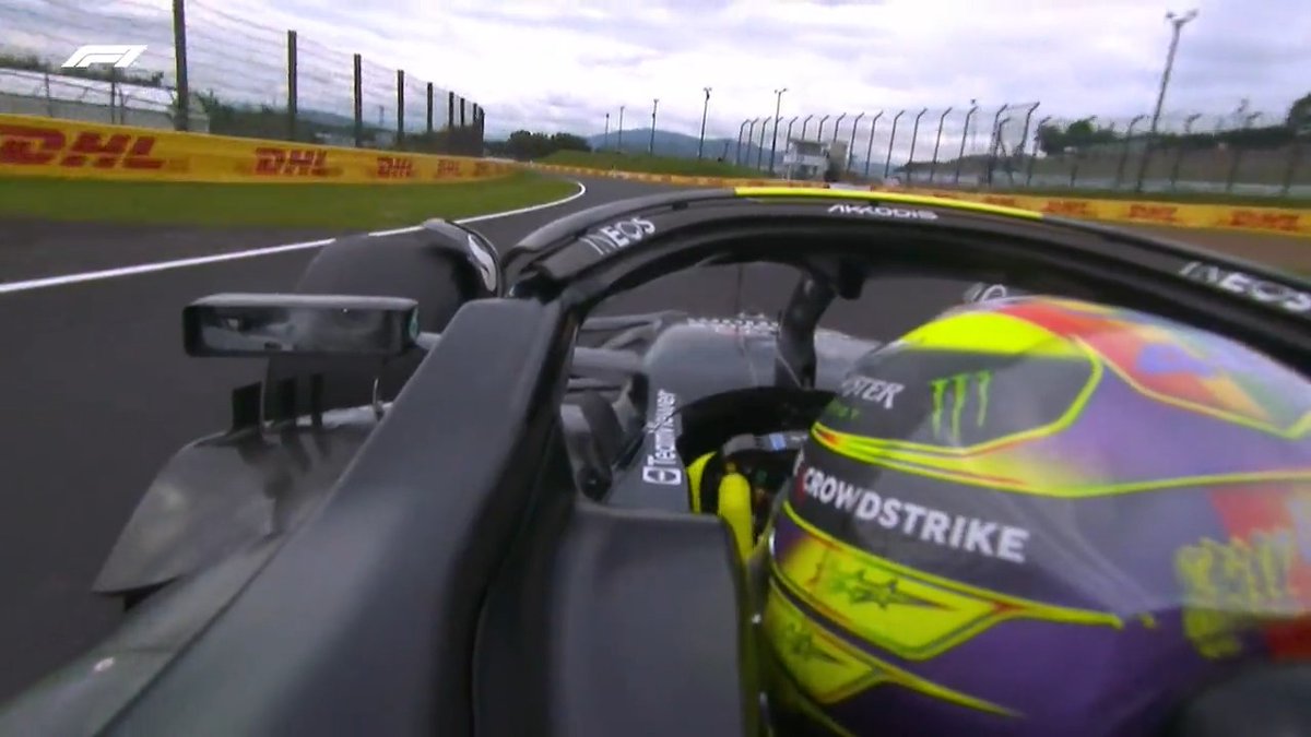 Full tilt at Suzuka 📐 #JapaneseGP Mercedes-AMG PETRONAS F1 Team