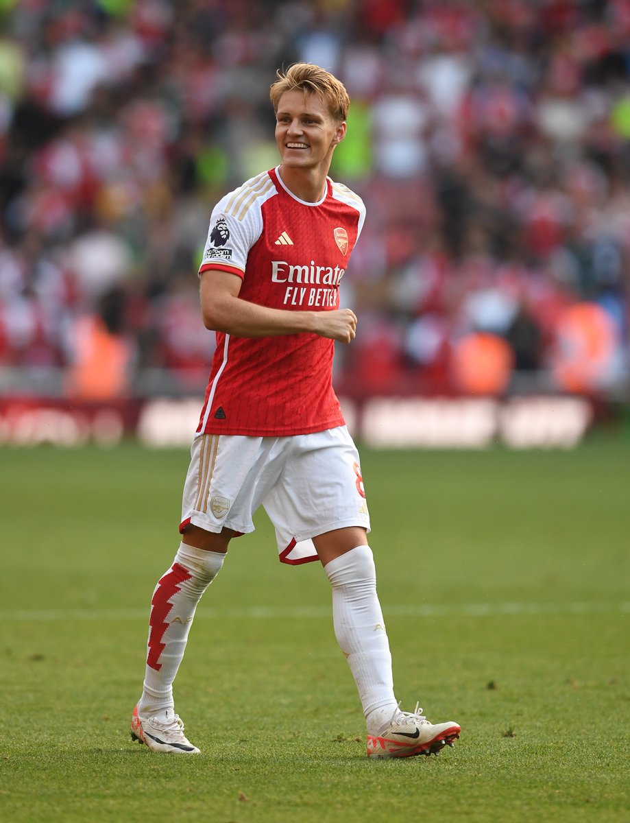 Who else is excited for more Martin Odegaard magic? 🪄