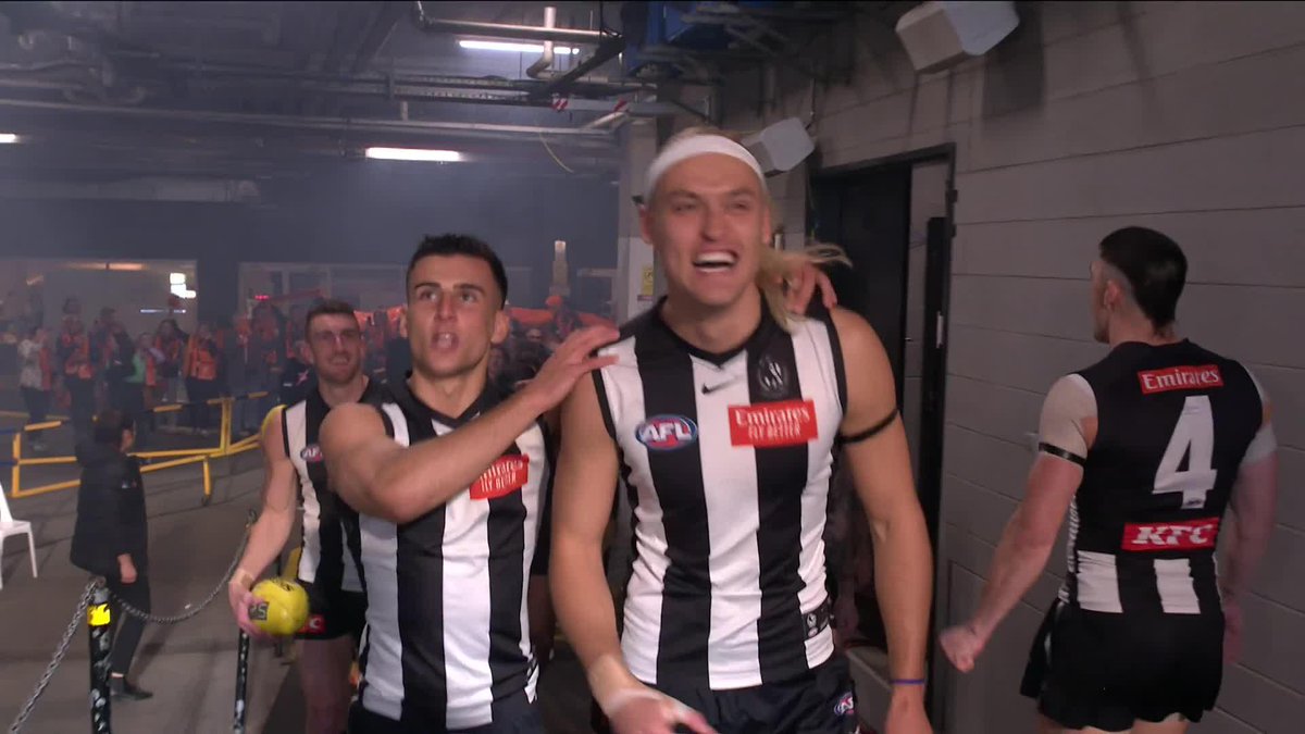 Darcy Moore's smile as the Pies walked out to a roaring crowd was so wholesome ❤️ #AFLFinals
