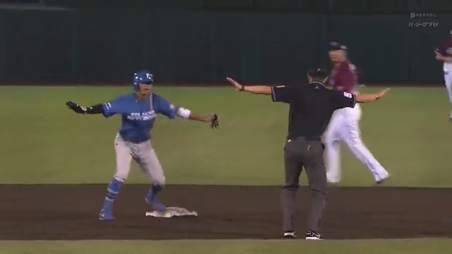 ㊗通算2️⃣0️⃣0️⃣盗塁達成‼おめでとうございます㊗ #中島卓也 #lovefighters #新時代 一緒に熱く戦おう🔥ファンクラブFAV! 👉