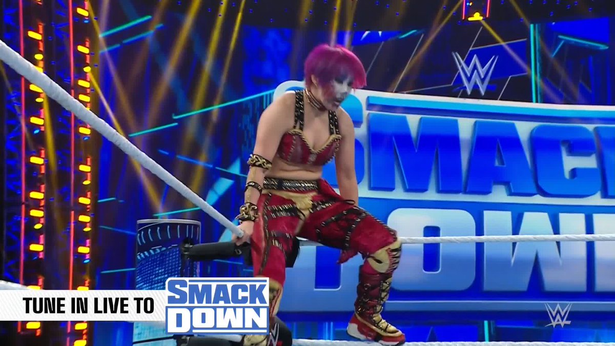 THIS IS AWESOME! 👏👏 👏👏👏 The DRIVE and DETERMINATION that both The legendary Empress ASUKA / 伝説のASUKA皇后 and IYO SKY have to be WWE Women's Champion is on FULL DISPLAY here tonight. Who's going to leave with the title? #SmackDown