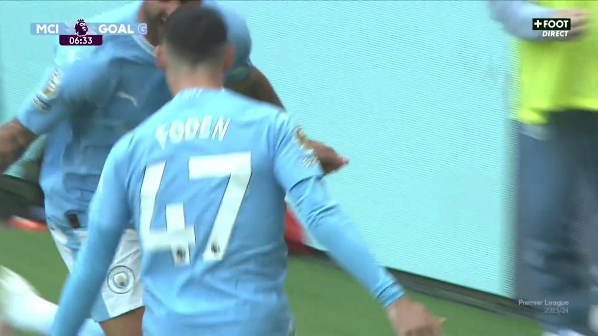 La superbe transversale de Rodri pour Walker sur le but de Foden. 🤩🩵 🎥 CANAL+ Foot
