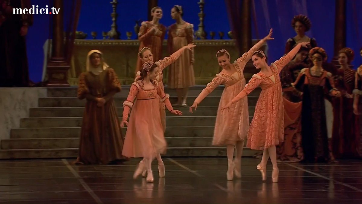🩰❤️ Be transported to the legendary ball where the star-crossed lovers first set eyes on each other! Maria Kochetkova, Davit Karapetyan and the San Francisco Ballet are simply magnificent in this 2015 production of Prokofiev’s ballet Romeo and Juliet! 🩰❤️