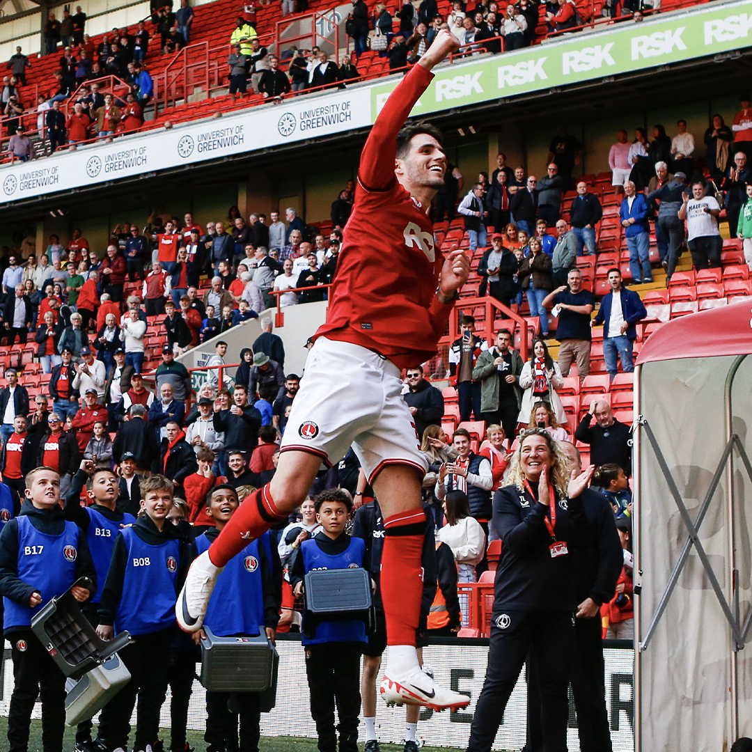 A double tunnel jump from two of our two goalscorers! ๐ฏ๐ฏ #cafc