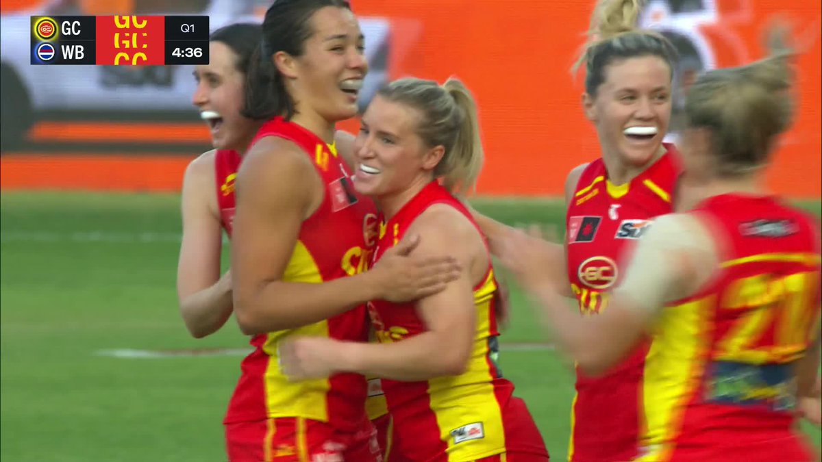 First AFLW goal for McLaughlin ✅ #AFLWSunsDogs