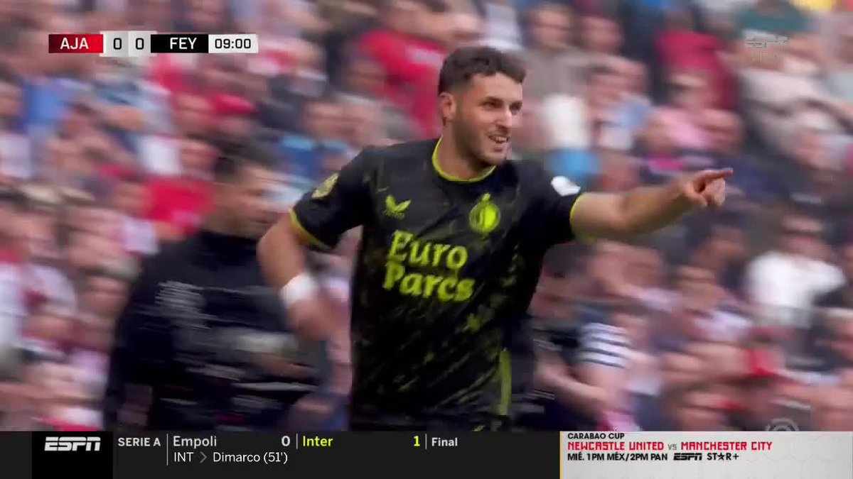 🇲🇽 ¡SANTIAGO GIMÉNEZ ANOTA EN EL CLÁSICO DE PAÍSES BAJOS! 🇲🇽 EL DELANTERO MEXICANO CON UNA ENORME DEFINICIÓN *Se pone como goleador del campeonato. Mira su paso en la Eredivisie en #ESPNenStarPlus