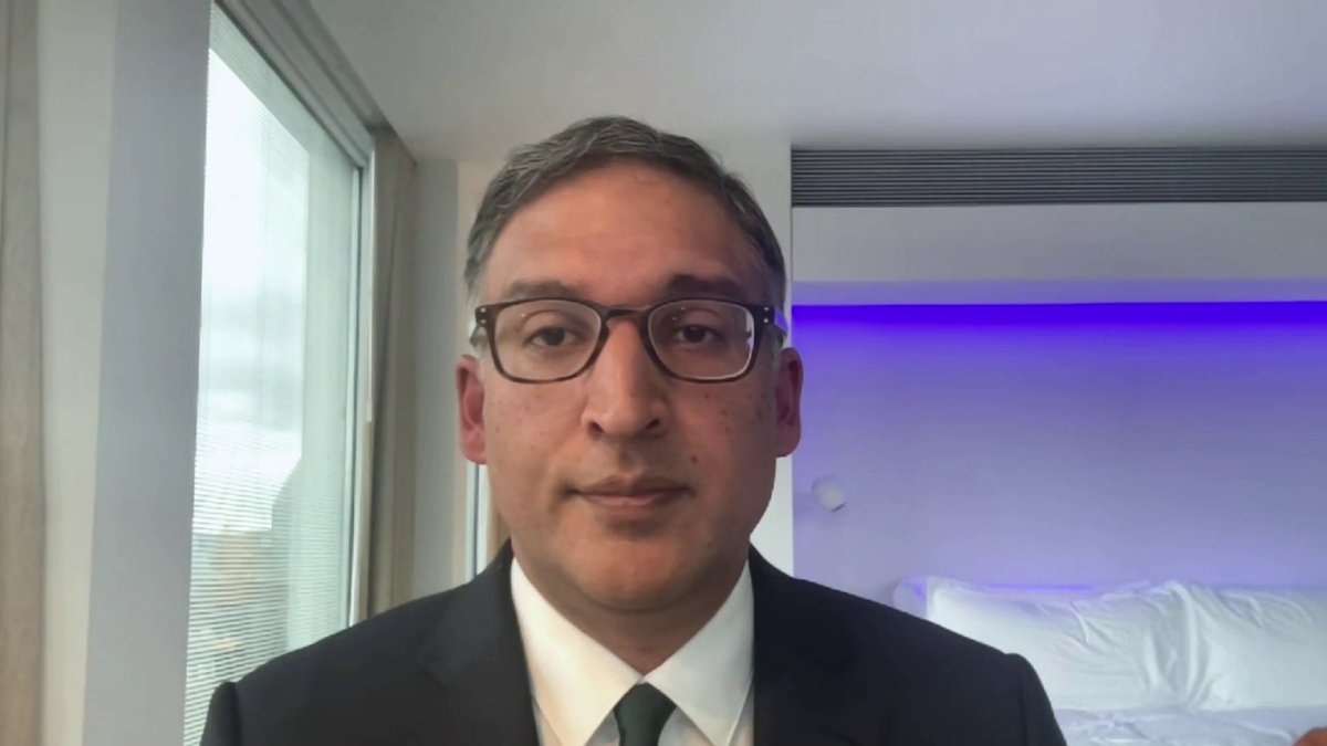 "I don't think that Mr. Bone Spurs is in any position to criticize any member of our military, let alone a war hero like General Milley." Thank you Neal Katyal 🔥🔥