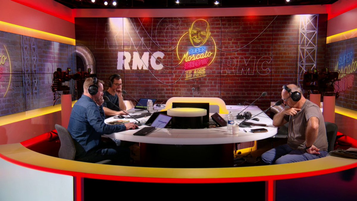 ⚪🔵 Éric Di Meco sur la possibilité Christophe Galtier à l'OM : "Si on prend la carrière de Christophe et qu'on enlève son passage au PSG, c'est le candidat idéal." #rmclive