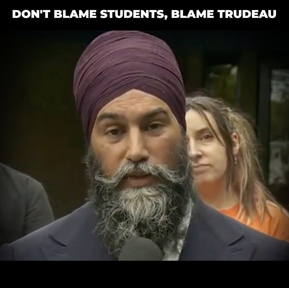 Justin Trudeau’s housing crisis has left students struggling to find a home. Instead of blaming students — we must implement immediate solutions. Like, partnering with provinces and post-secondary institutions to construct affordable housing.