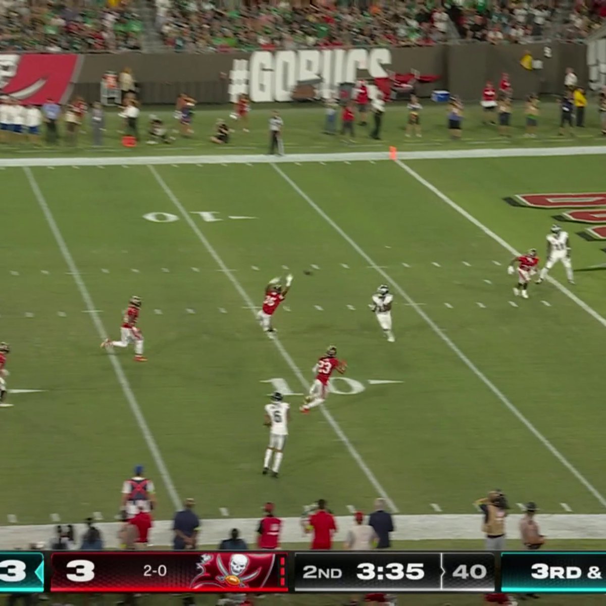 Jalen Hurts DIMES Zaccheaus for SIX! 📺 ABC, ESPN+