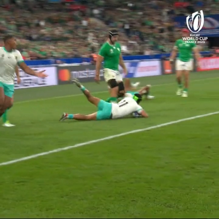 A signature Cheslin Kolbe masterpiece 🇿🇦 #RWC2023 | #RSAvIRE | Springboks