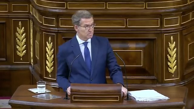 Alberto Núñez Feijóo desmonta al PSOE en el Congreso de los Diputados 👇 🗣️ “Señor Sánchez, su actitud nunca cambiará la mía, ni sus desprecios”. #InvestiduraFeijóo