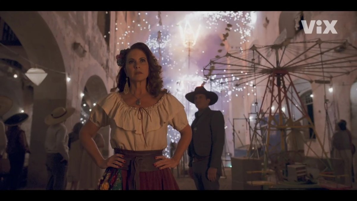¡La espera valió la pena, LUCERO ES LA CAPONERA! Llegó el tráiler de #ElGalloDeOro donde Lucero regresa a la pantalla a brillar junto a José Ron y Plutarco Haza. Disponible el 20 de octubre, en exclusiva, por #ViX