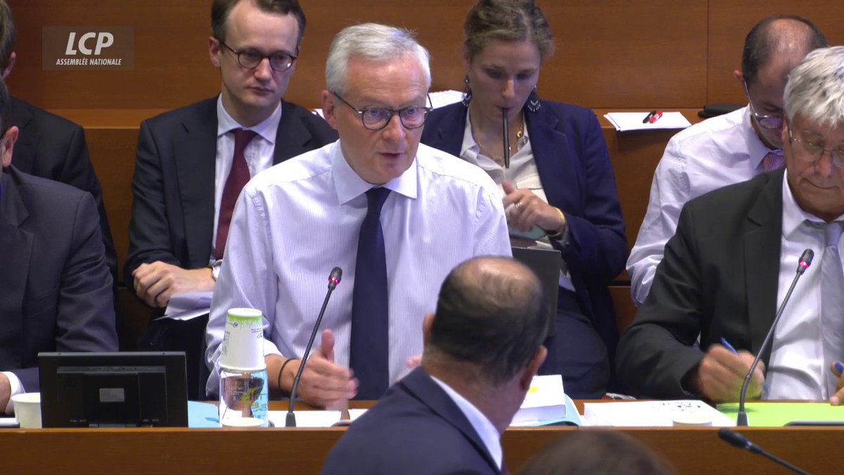 "Je pense que nous sommes arrivés au bout d'un chemin, où des économies conjoncturelles seraient suffisantes", déclare Bruno Le Maire, invitant les députés à penser la "redéfinition du périmètre de l'action de l'Etat et du fonctionnement de notre modèle social". #PLF2024 #DirectAN
