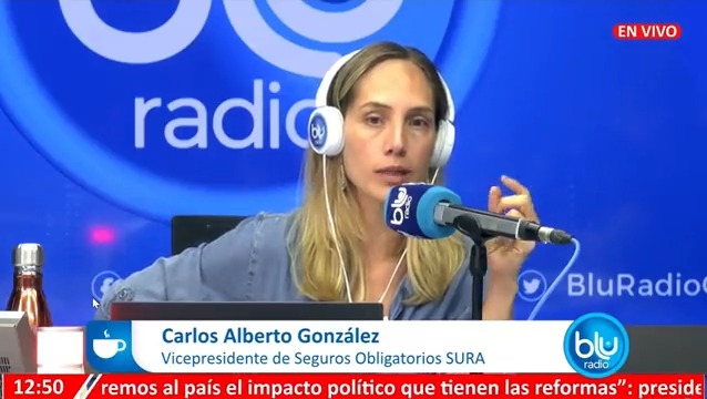 Muy grave lo que dice Carlos Alberto González, vicepresidente de Sura, prácticamente el gobierno está dejando sin aire a las EPS. No da respuesta, no abre puertas al diálogo. Quiere crear una crisis, así cueste muertos, para meter su reforma a la salud.