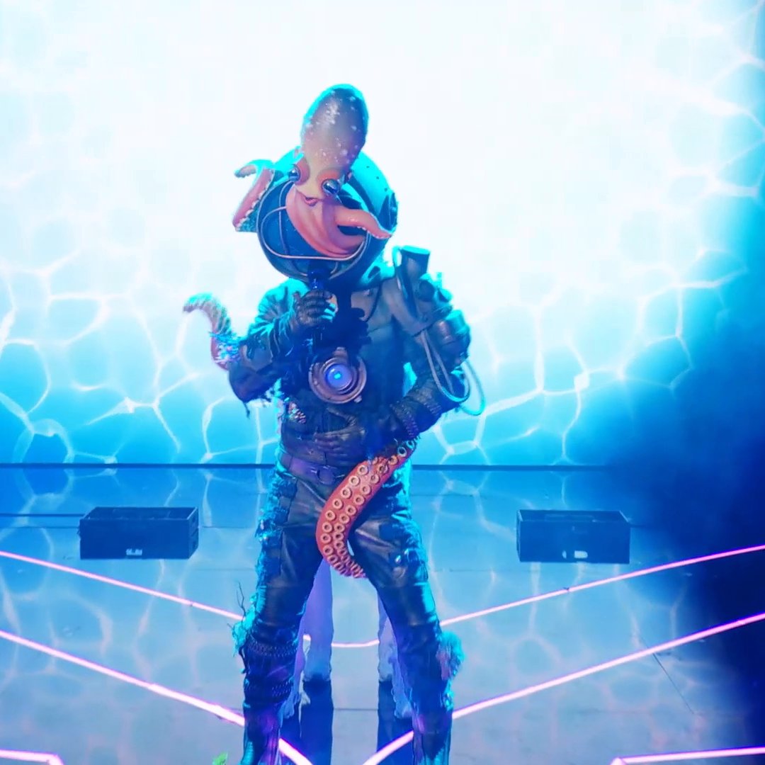 #DiverMask sure made a splash with that performance! 💦 #TheMaskedSinger