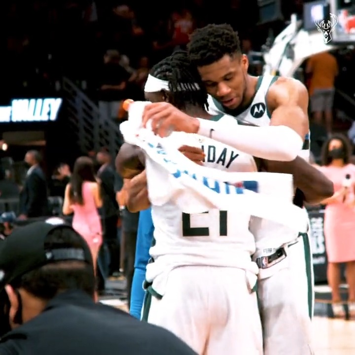 Thank you, Jrue 💚🏆