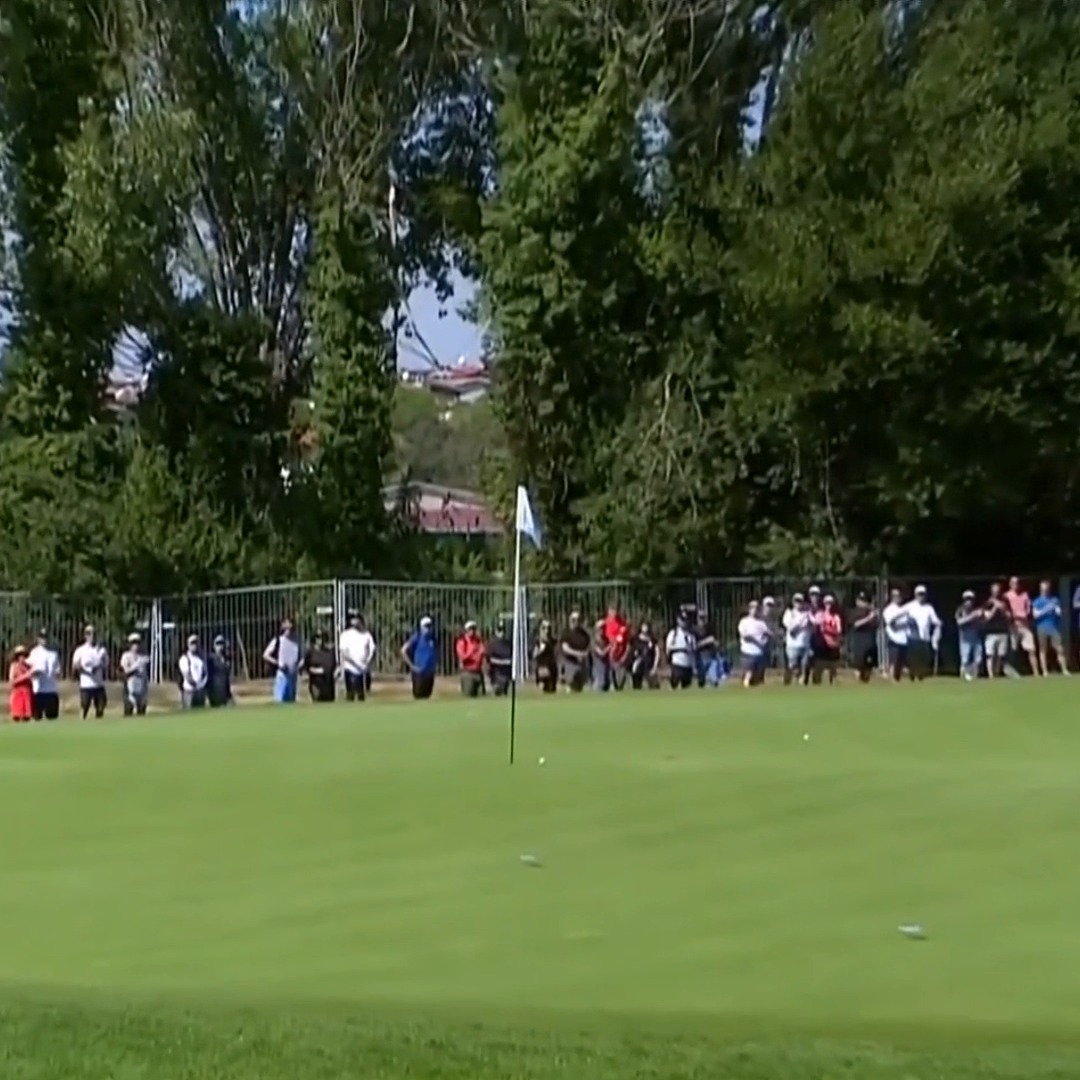 HOLY HOVLAND. 🔥🤯 Viktor Hovland HOLE-IN-ONE on the PAR-4 5th in Ryder Cup practice! #TeamEurope 📺: Golf Central Live From the #RyderCup