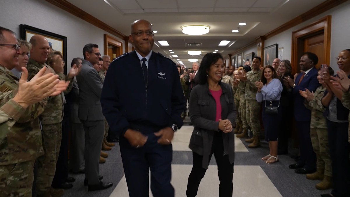 .General CQ Brown, Jr. received a traditional Pentagon "clap out" alongside his wife, Sharene, as he departed the building for the final time as Air Force Chief of Staff. #AimHigh