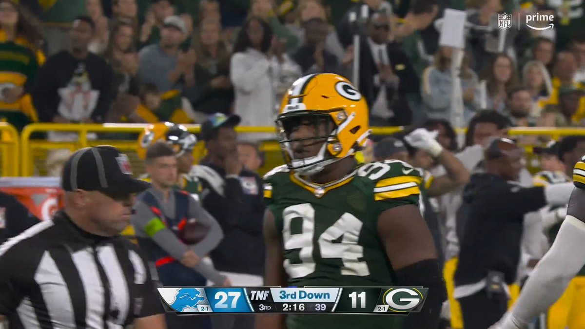 Let's go @KarlBrooks5! SACK! 😤 #DETvsGB | #GoPackGo 📺: Prime Video