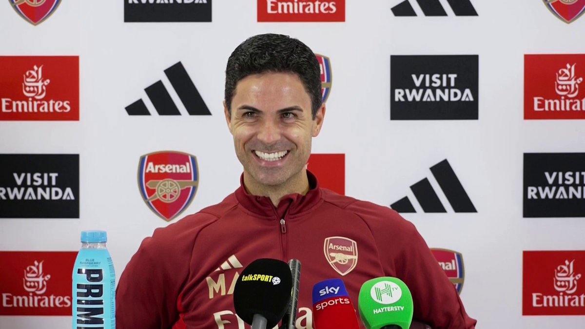 🗣️ "Can I take it for granted that the keeper that starts will have a surname that begins with R?" Mikel 🗣️ "You are a genius. I have my answer for the rest of the season!" 😅 Arsenal boss Mikel Arteta enjoyed that one 😂