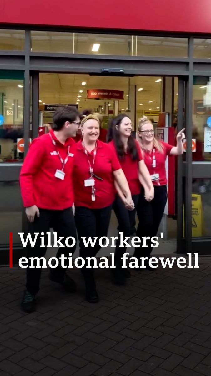 Wilko workers in Worksop gave an emotional farewell as the town's shop shut its doors for the final time 👋 Read more about what happened to Wilko: