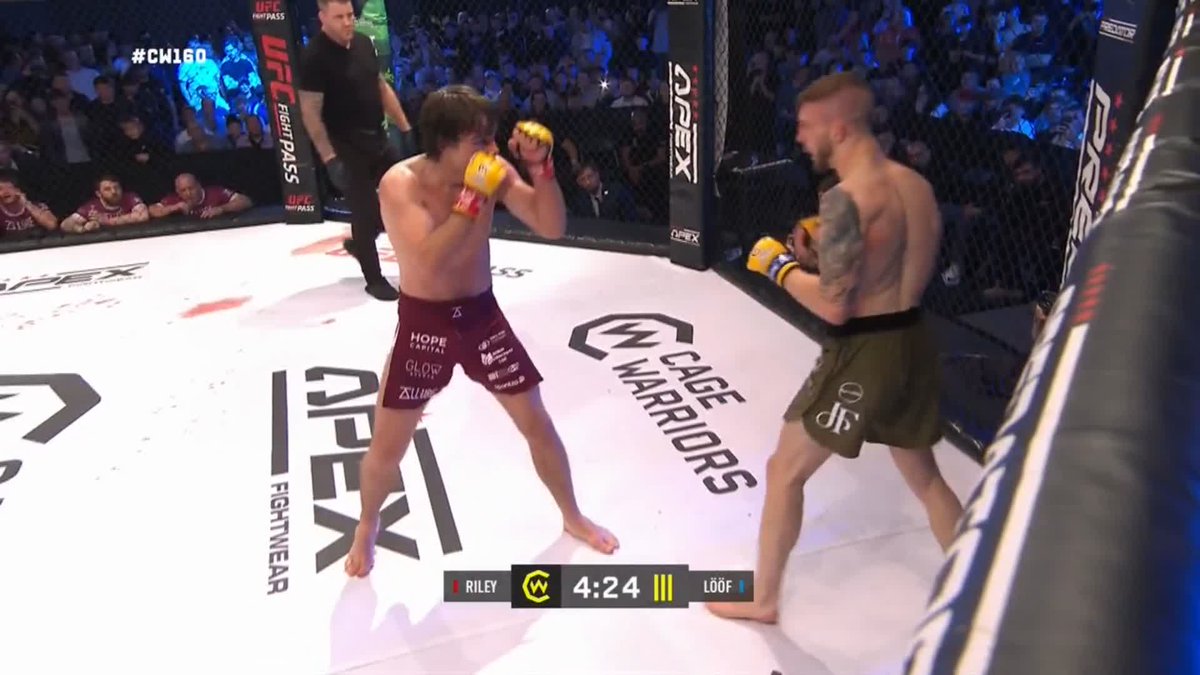 ⭐️ One of the craziest fights in Cage Warriors history! ⭐️ Luke Riley dug deep and unleashed a combo in the final round of a back and forth fight, to pick up the TKO victory. What a fight! 📺 Watch #CW160 live on UFC FIGHT PASS