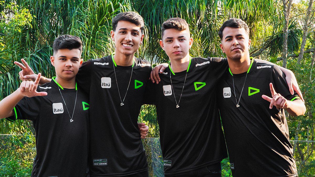 Agora sim a seleção tá completa. Sejam bem-vindos @loud_greghi1 e @loud_fubuki1