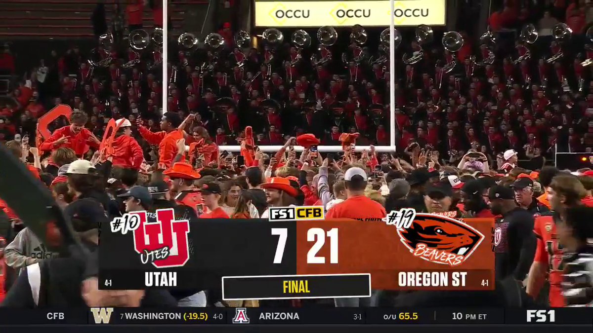 BEAVS STORM THE FIELD 🦫 No. 19 Oregon State knocks off No. 10 Utah 🔥 (via FOX College Football)