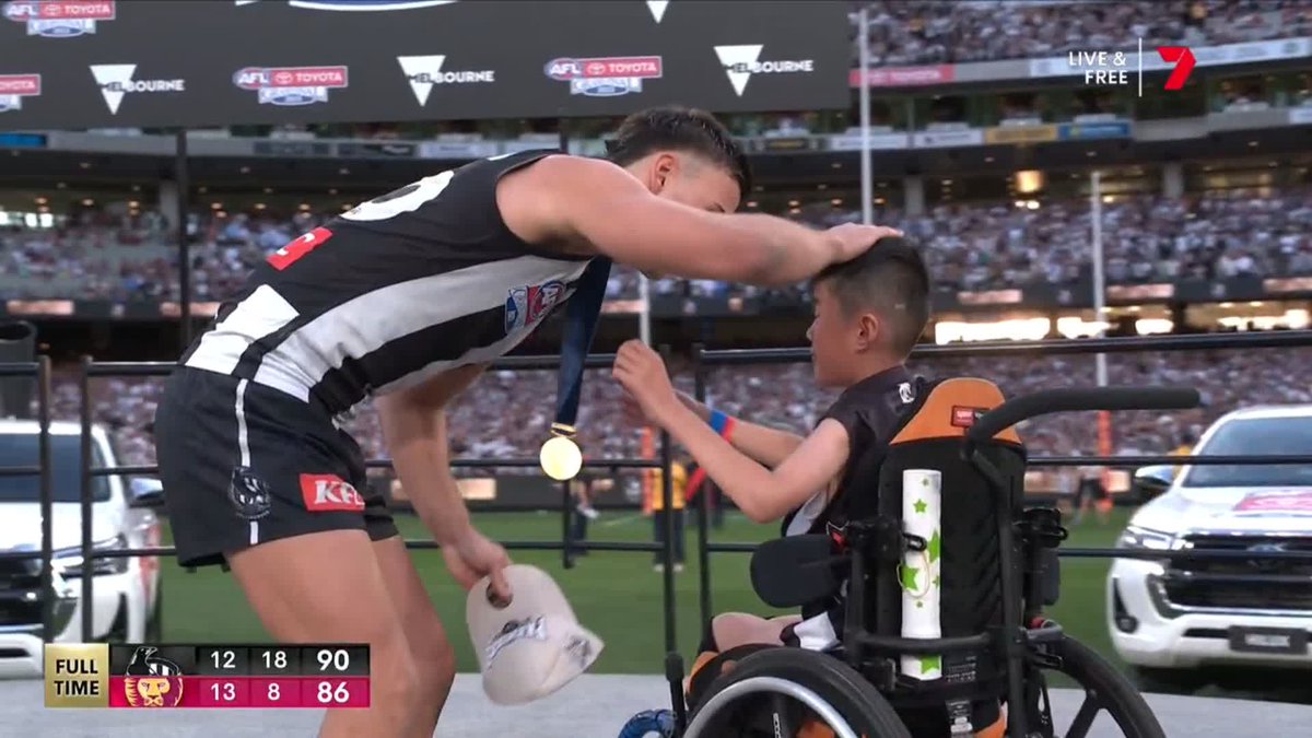 "You should be very proud" 🥹 #AFLGF