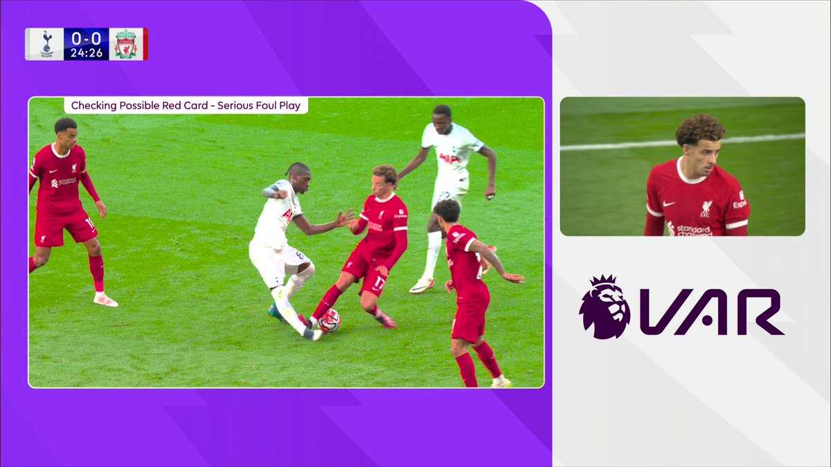 CURTIS JONES IS SENT OFF! 🟥 .Gary Neville disagrees...