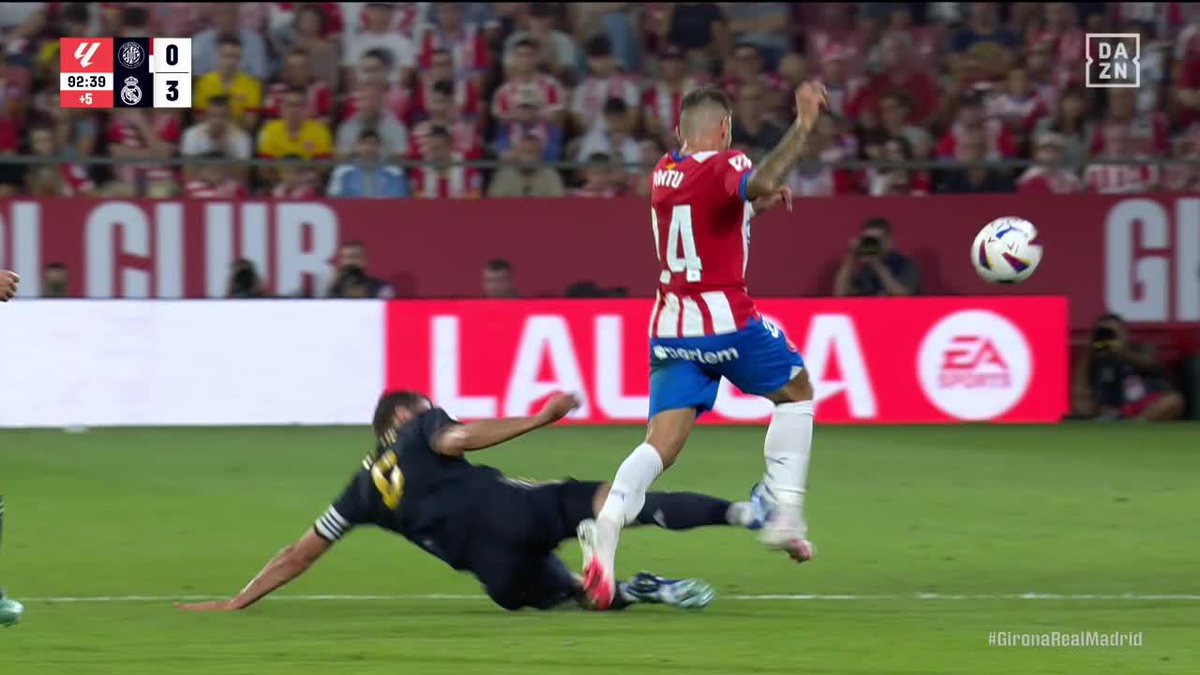 ¡La entrada de Nacho sobre Portu que le costó la EXPULSIÓN! 😱 #LALIGAenDAZN ⚽