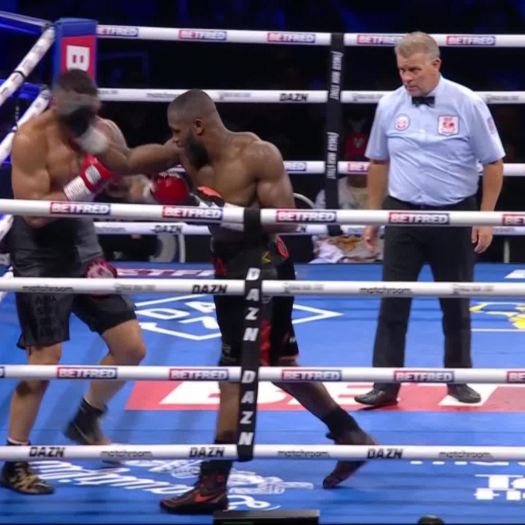 Just 1️⃣ round to go 🔥 #OpetaiaThompson | Live on DAZN
