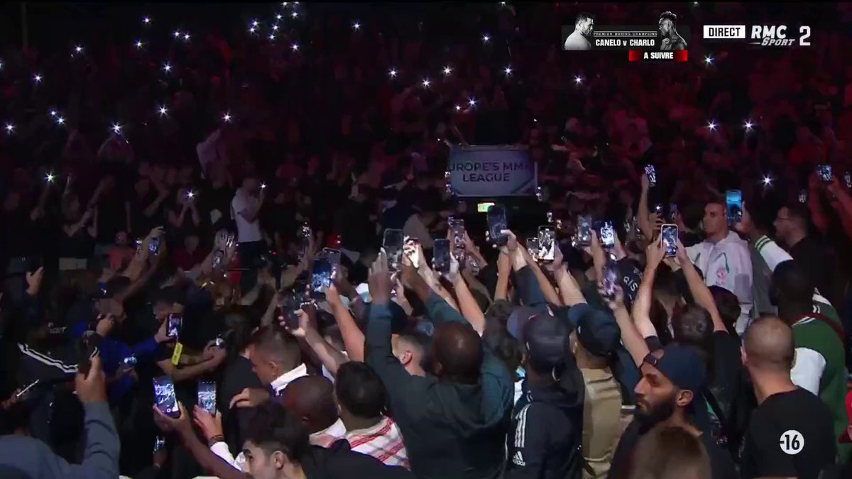 🔥🔥🔥 VIVEZ L'ENTRÉE SURRÉALISTE DE CEDRIC DOUMBE !! 😂 Il ne s'arrêtera jamais de clasher ! #PFLParis #RMCMMA