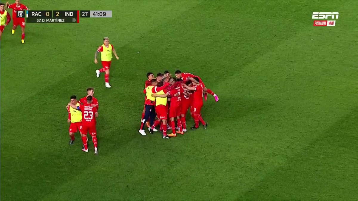 "Independiente" Porque le rompió bien el orto a Racing por 2-0 en el Cilindro en el clásico de Avellaneda. Tenían la posibilidad de dejarlo con dudas en la pelea por el descenso y le entregaron el ojete al rojo como siempre, alta putita la academia.