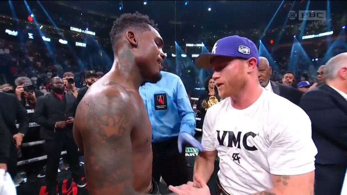 CANELO BEATS CHARLO BY UNANIMOUS DECISION 🚨 (via @ShowtimeBoxing)