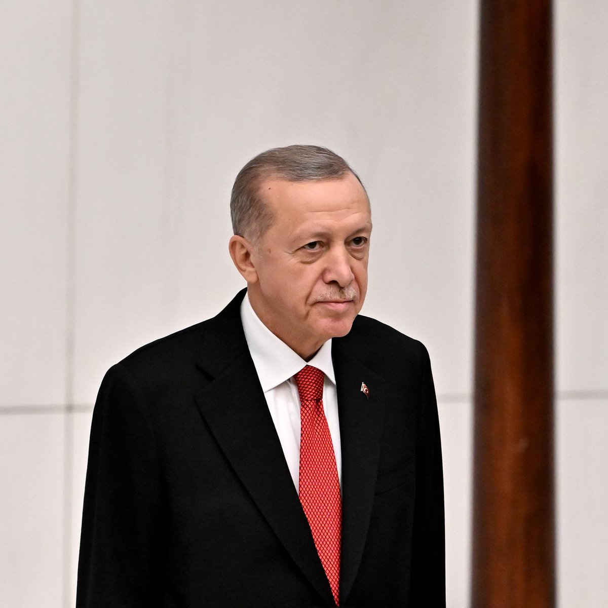 🇹🇷 28. Dönem 2. Yasama Yılı Açılış Toplantısı için TBMM’ye gelen Başkan Recep Tayyip Erdoğan dakikalarca ayakta alkışlandı.
