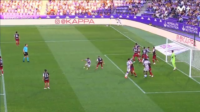 🚀 MENUDO CHARRO. El gol olímpico de Monchu en la victoria del Real Valladolid C.F.. #LALIGAHYPERMOTION #LaCasaDelFútbol