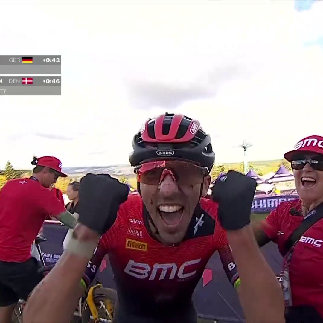 ๐ซ๐ท "๐'๐๐ฌ๐ญ ๐ฆ๐จ๐ง๐ฌ๐ญ๐ซ๐ฎ๐๐ฎ๐ฑ !" Superbe victoire du Franรงais Jordan Sarrou sur le cross-country ร Snowshoe ๐ La Coupe du monde de VTT est ร suivre en intรฉgralitรฉ sur Eurosport #MTBWorldCup